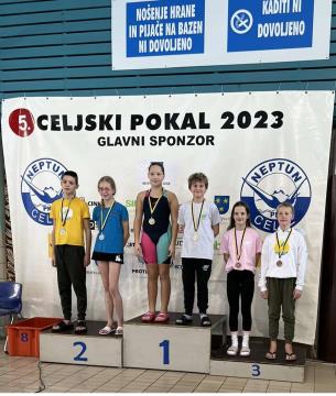 V Knežjem mestu dvakrat zlato za Plavalni klub Calcit Kamnik (1)